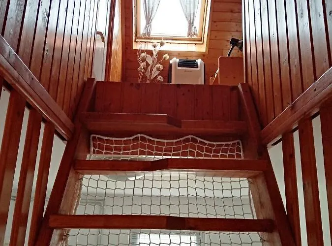 Eoetvoes Nyaralo Ferienhaus